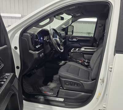2024 Chevrolet 2500 Crew Cab, $44495. Photo 7