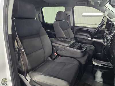 2016 Chevrolet 2500 Crew Cab, $23995. Photo 9