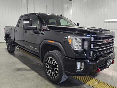 2023 GMC 2500 Crew Cab, $47495. Photo 4