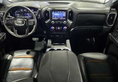 2023 GMC 2500 Crew Cab, $47495. Photo 12