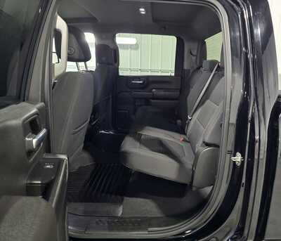 2022 Chevrolet 2500 Crew Cab, $43995. Photo 9