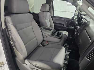 2016 GMC 2500 Crew Cab, $17495. Photo 9