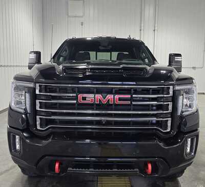 2022 GMC 2500 Crew Cab, $51295. Photo 3
