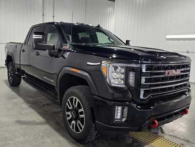 2022 GMC 2500 Crew Cab, $51295. Photo 4
