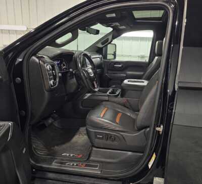 2022 GMC 2500 Crew Cab, $51295. Photo 7