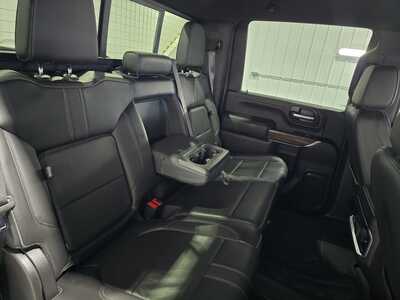 2022 Chevrolet 2500 Crew Cab, $55995. Photo 12