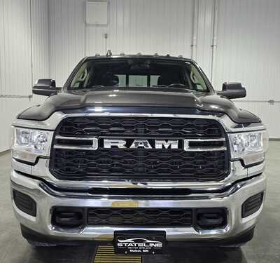 2020 RAM 2500 Crew Cab, $24995. Photo 3
