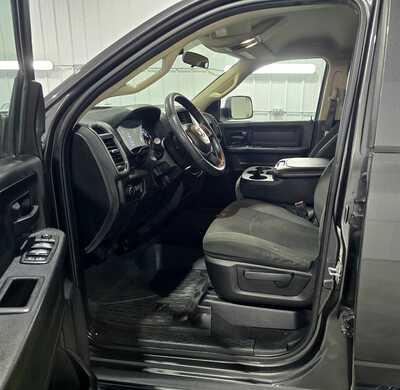 2020 RAM 2500 Crew Cab, $24995. Photo 6
