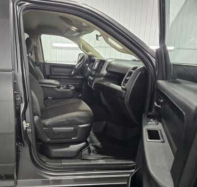 2020 RAM 2500 Crew Cab, $24995. Photo 7