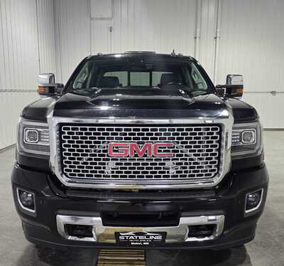 2016 GMC 2500 Crew Cab, $21995. Photo 3