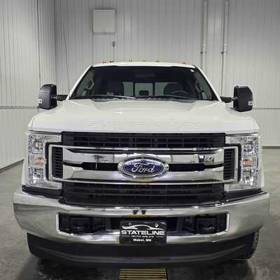 2019 Ford F350 Crew Cab, $22495. Photo 3