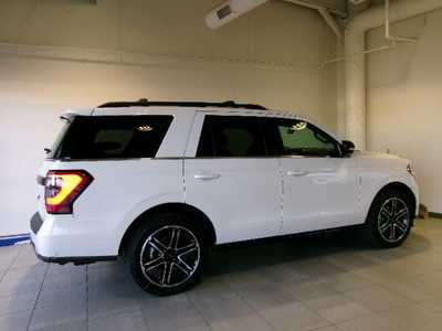 2020 Ford Expedition, $46995. Photo 3
