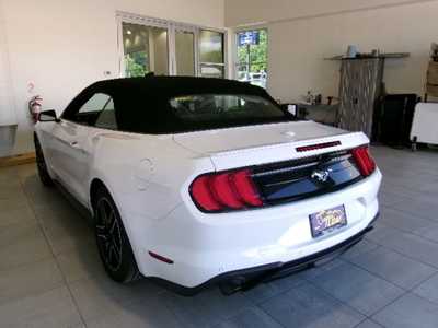 2021 Ford Mustang, $25995. Photo 12