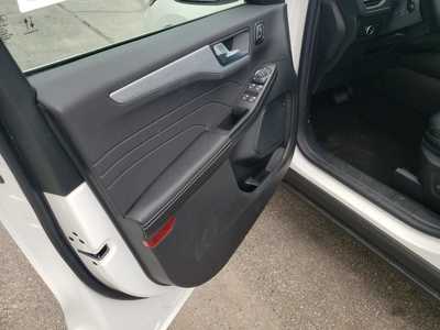 2025 Ford Escape, $38657. Photo 10