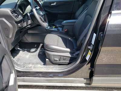 2025 Ford Escape, $30715. Photo 11