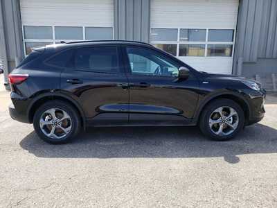 2025 Ford Escape, $30715. Photo 8