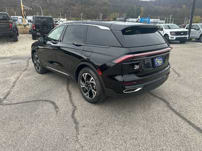 2024 Lincoln Nautilus, $45954. Photo 7