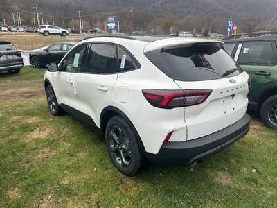 2025 Ford Escape, $34818. Photo 2