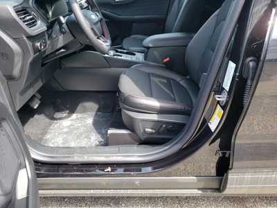 2025 Ford Escape, $30265. Photo 11