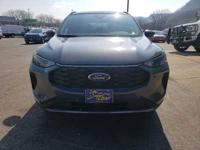 2025 Ford Escape, $33925. Photo 2