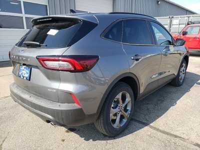 2025 Ford Escape, $33925. Photo 7
