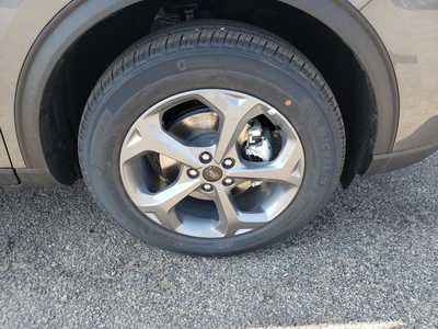 2025 Ford Escape, $33925. Photo 9