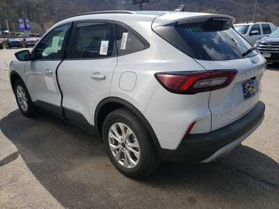 2025 Ford Escape, $35111. Photo 4