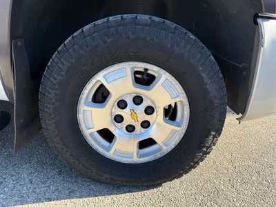 2013 Chevrolet 1500 Crew Cab, $12995. Photo 12