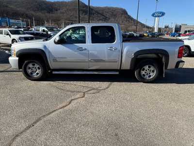 2013 Chevrolet 1500 Crew Cab, $12995. Photo 2