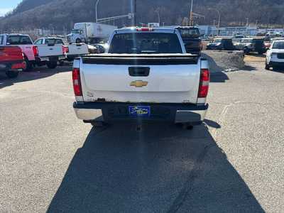 2013 Chevrolet 1500 Crew Cab, $12995. Photo 7