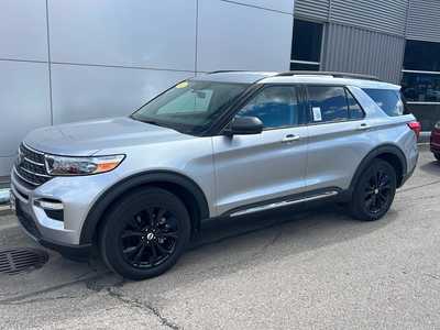 2022 Ford Explorer, $34595. Photo 2