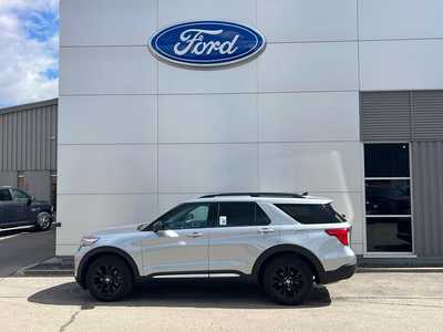 2022 Ford Explorer, $34595. Photo 3