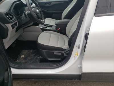 2025 Ford Escape, $29579. Photo 12