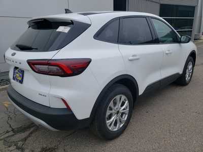 2025 Ford Escape, $29579. Photo 7