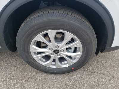 2025 Ford Escape, $29579. Photo 9