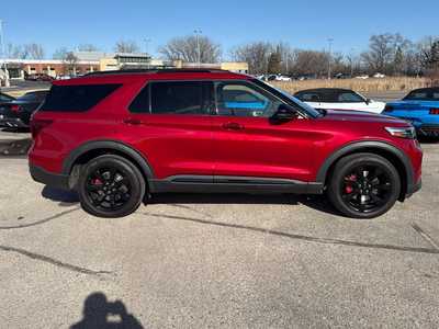 2023 Ford Explorer, $47874. Photo 4