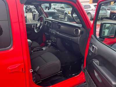 2020 Jeep Gladiator, $26995. Photo 12