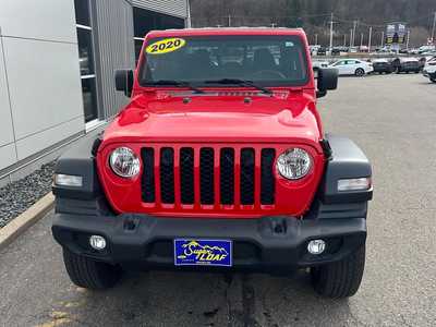 2020 Jeep Gladiator, $26995. Photo 5