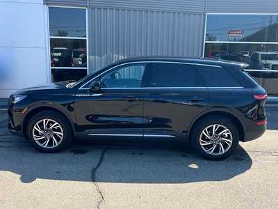 2023 Lincoln Corsair, $29994. Photo 3