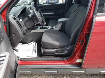 2010 Ford Escape, $7995. Photo 12