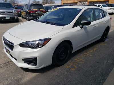 2017 Subaru Impreza, $8995. Photo 5