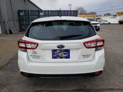 2017 Subaru Impreza, $8995. Photo 8