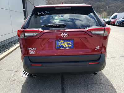 2019 Toyota RAV4, $19995. Photo 8