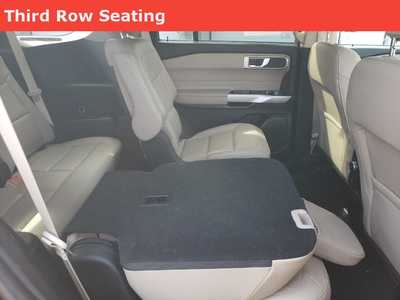 2022 Ford Explorer, $31995. Photo 6