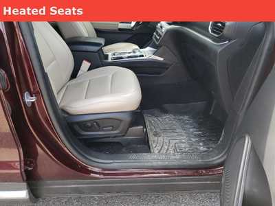 2022 Ford Explorer, $31995. Photo 8