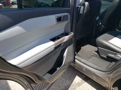 2023 Ford Explorer, $38895. Photo 12
