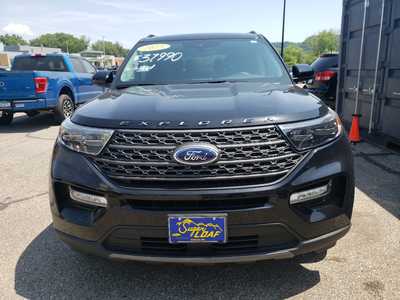 2023 Ford Explorer, $37895. Photo 2
