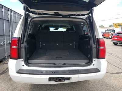 2018 Chevrolet Suburban, $20994. Photo 6