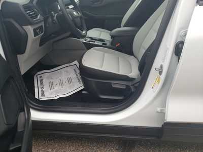 2025 Ford Escape, $31138. Photo 11