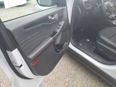 2025 Ford Escape, $33277. Photo 10